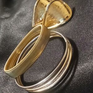 Two vintage style bracelets & tear drop hammered half round earrings